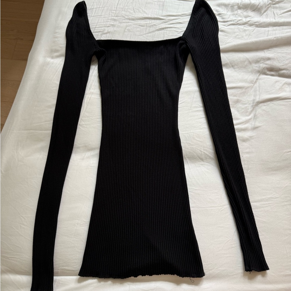 ARE YOU AM I black long sleeve ribbed dress